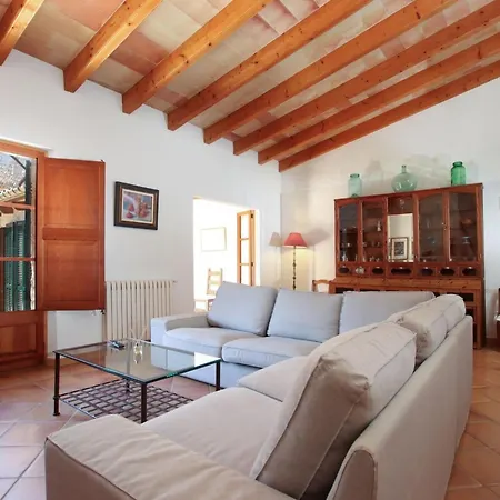 Сasa de vacaciones Charmante Laendliche Martorell Mit Schwimmbad By Interhome *