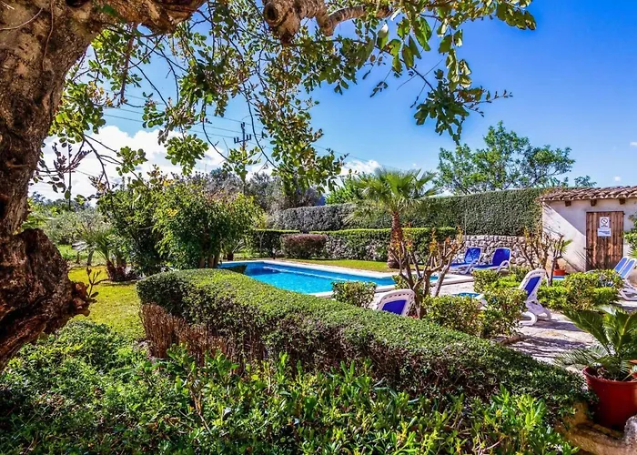 Hébergement de vacances Charmante Laendliche Martorell Mit Schwimmbad By Interhome Pollença