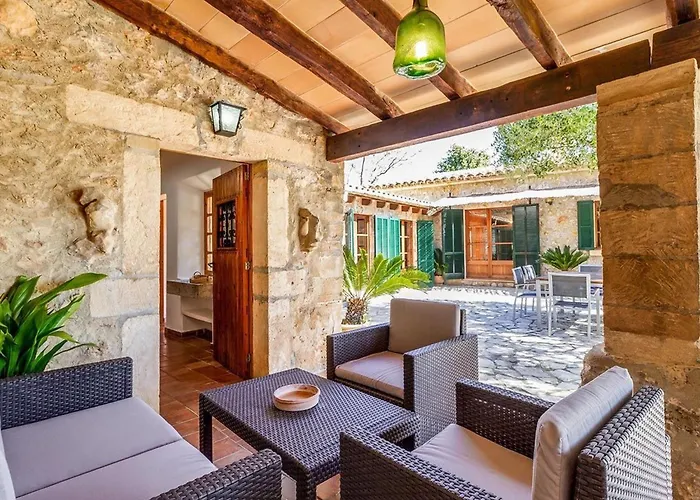 Charmante Laendliche Martorell Mit Schwimmbad By Interhome