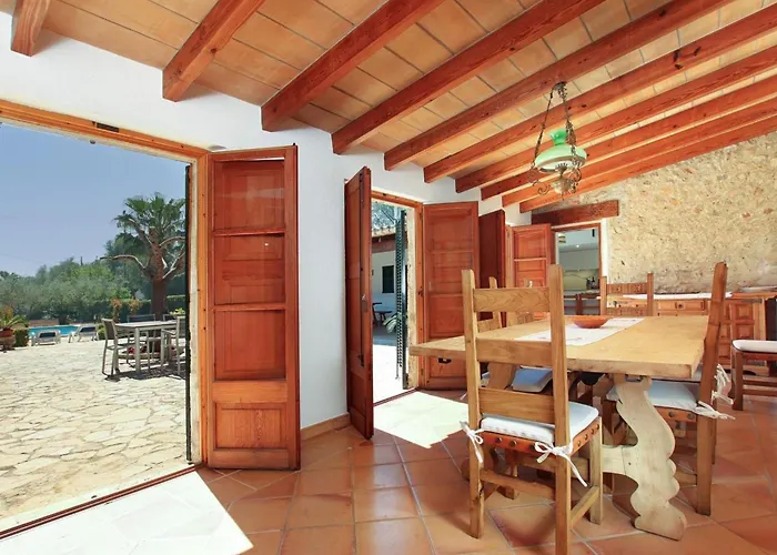 Charmante Laendliche Martorell Mit Schwimmbad By Interhome *