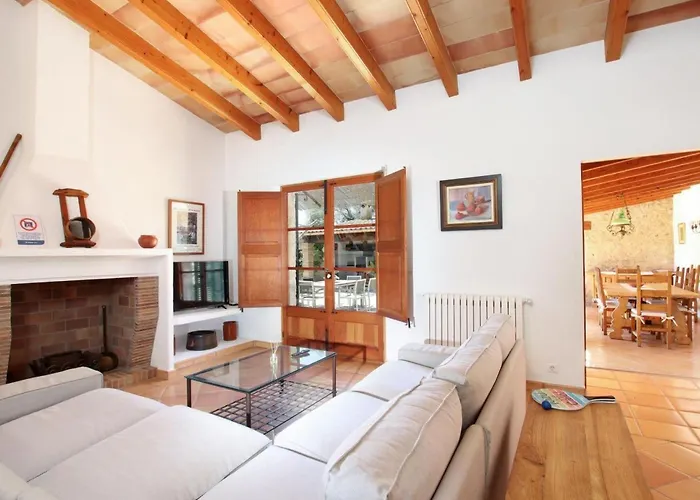 Charmante Laendliche Martorell Mit Schwimmbad By Interhome Hébergement de vacances Pollença