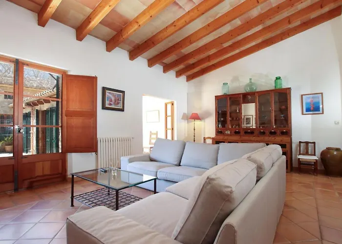 Hébergement de vacances Charmante Laendliche Martorell Mit Schwimmbad By Interhome *